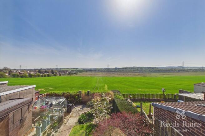 3 bed Semi-Detached for sale Image 10