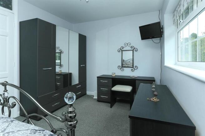 Dressing area