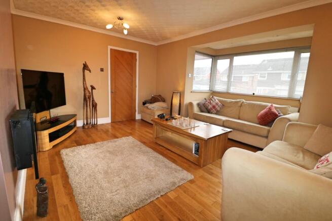Lounge 2