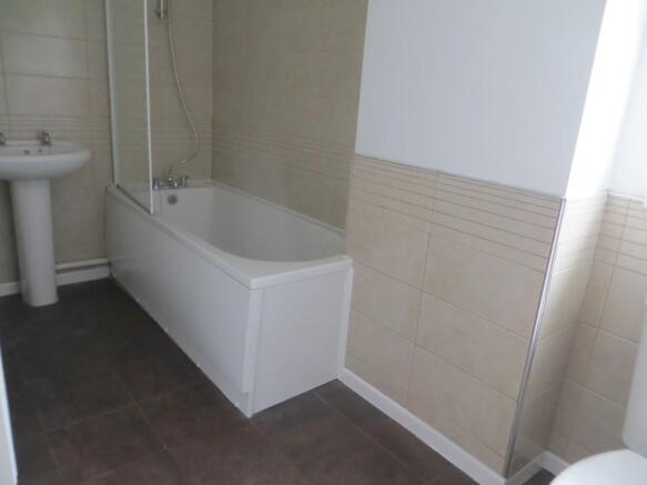 Annexe (Bathroom)