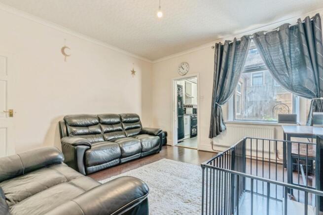 2 bed Terraced for sale Image 7