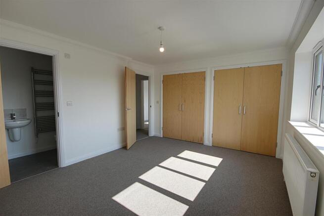 Bedroom 1.jpg