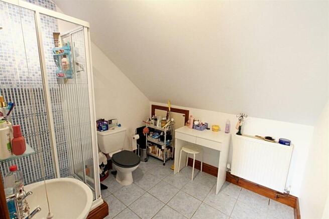 Bedroom 4 en-suite