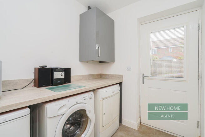 4 bed Detached for sale Image 10