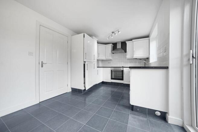 54 Emerald Crs, Kitchen