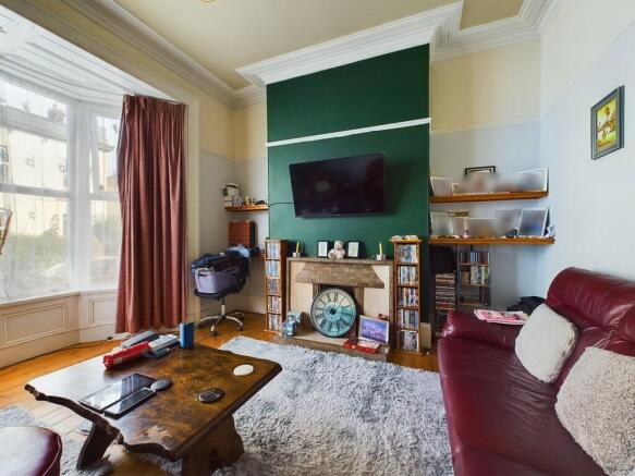 CAM02089G0-PR0337...