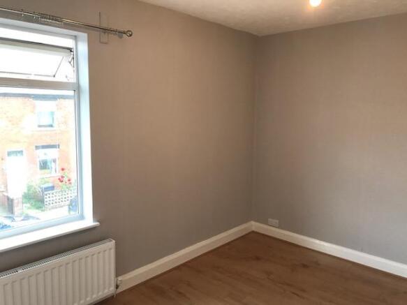 FRONT BEDROOM