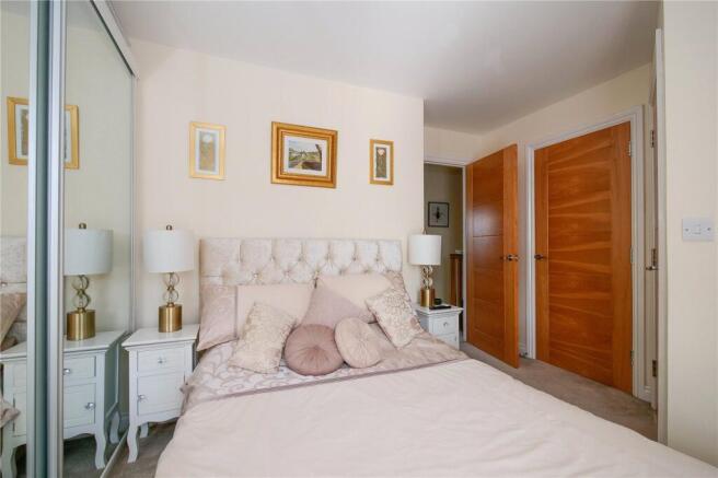3 bed Semi-Detached to rent Image 11