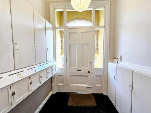 1 bed Flat for sale Image 10