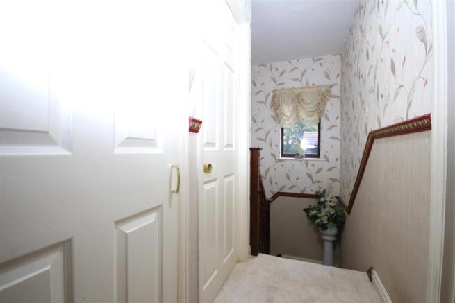 18 Fountain Close HESSLE (34)_lzn.jpg