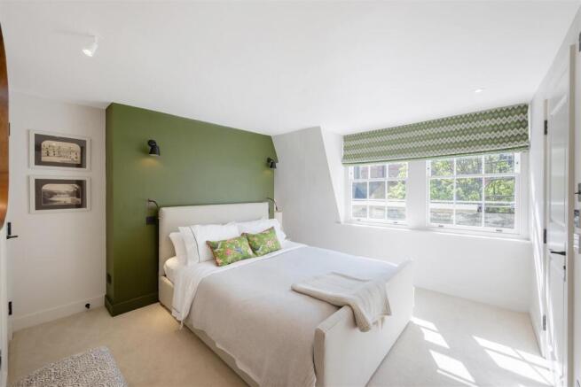 4, 3 Sloane Terrace Hi-9.jpg