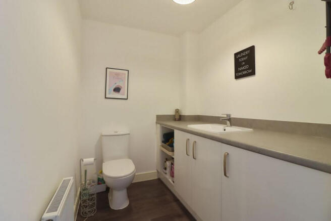3 bed Terraced for sale Image 7