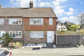 1, Pound Farm Cottages, The Street, Folkestone CT18 8AU