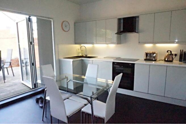Kitchen / Diner
