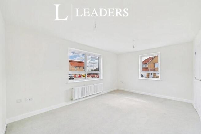 3 bed Detached to rent Image 4