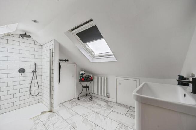2nd Floor Bathroom