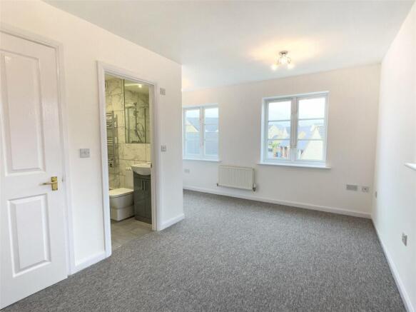 Bedroom/Ensuite