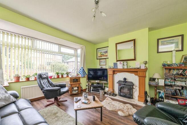 2 bed Semi-Detached for sale Image 4