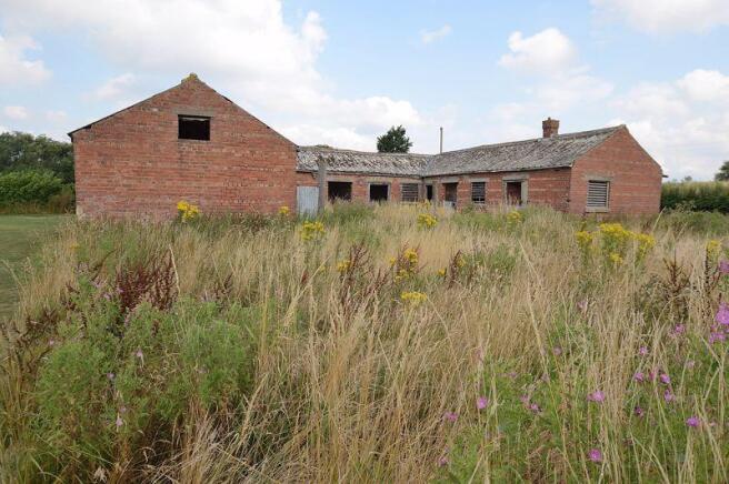 Crew Yard Barn