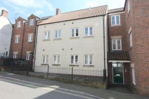 Flat 9, St Johns Place, Northload Street, Glastonbury BA6 9QN