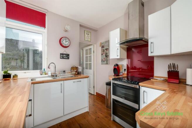 Fitted Kitchen