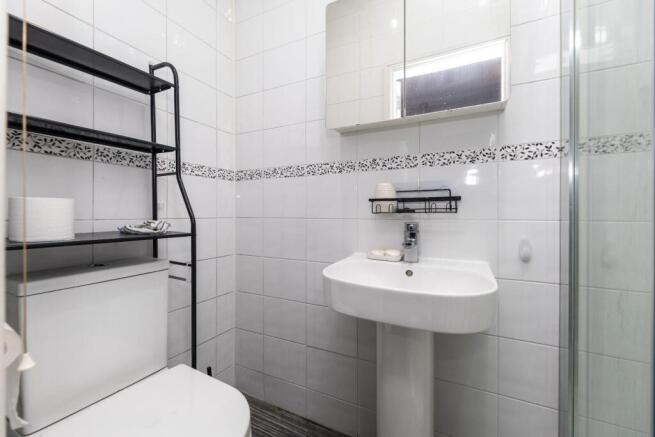 2 bed Terraced for sale Image 11