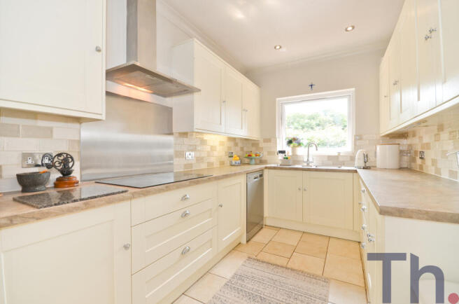 kitchen-angle.JPG