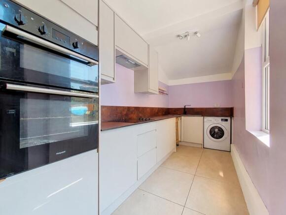 3 bed Terraced for sale Image 5