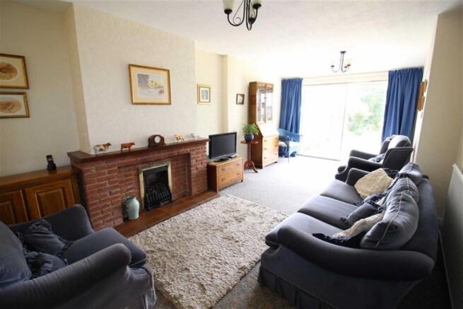 SITTING ROOM