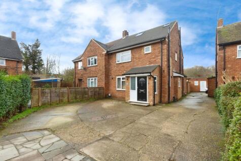 Melrose Close, Greenford, UB6