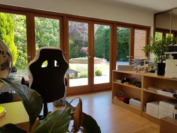 Photo 14