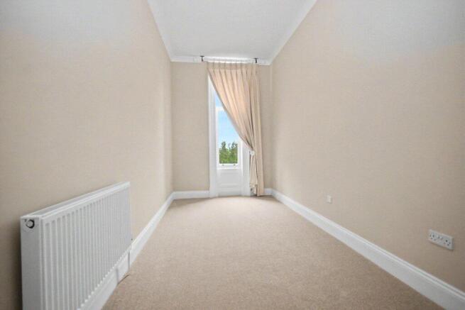 2 bed Apartment for sale Image 6