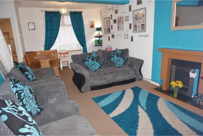 Lounge/Dining Room