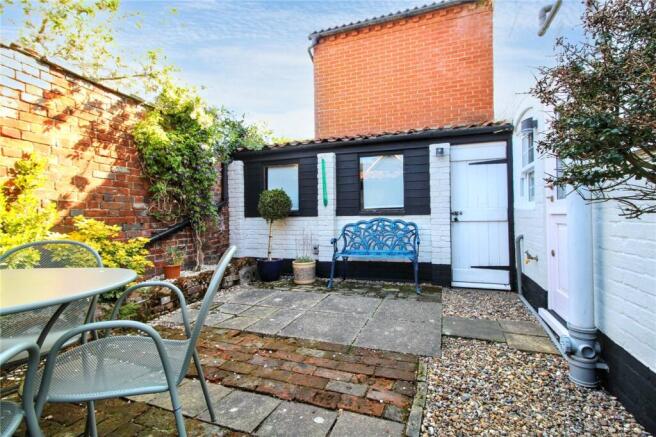 Garden/Outbuilding