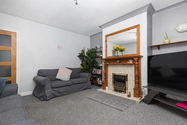 2 bed Semi-Detached for sale Image 12