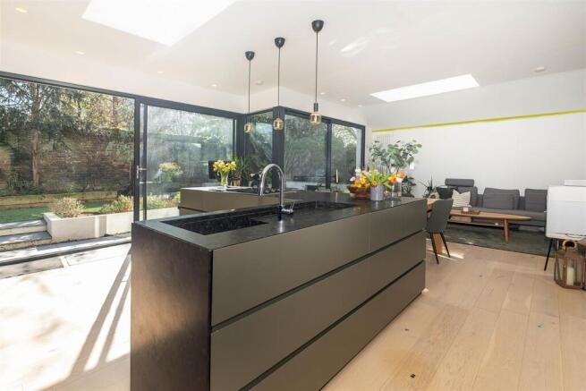 33-linden-close-0014 copy.jpg