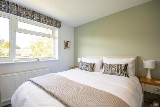 Bedroom 2/Guest Room