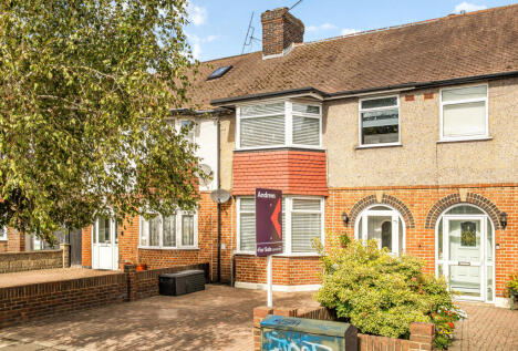 Hillcross Avenue, Morden, SM4