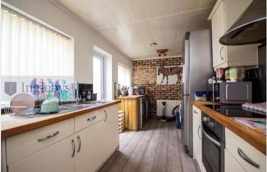 2 bed Terraced for sale Image 4