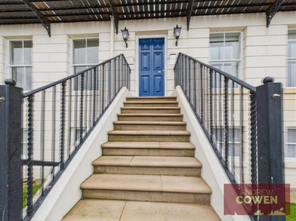 2 bed Apartment for sale Image 9