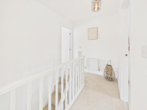 3 bed Semi-Detached for sale Image 9