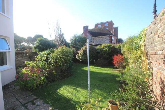 PRIVATE REAR GARDEN