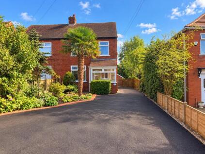 Russell Avenue, Preston