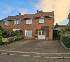 62, Severn Drive, Northampton NN5 7LW
