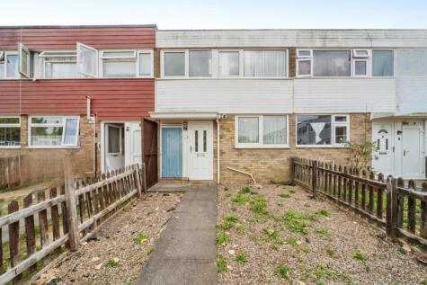 Nevis Grove, Bletchley, Milton Keynes, Buckinghamshire, MK2