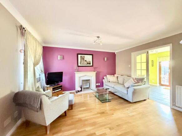 Launton Close, Luton, LU3 photo 4