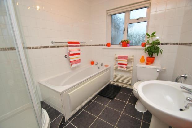 Bathroom / Wc