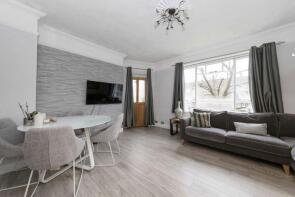 3, Frankland House, Balham Hill, London SW12 9EF