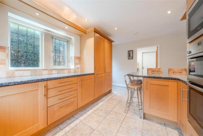 Kitchen-3.jpg