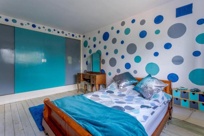 8391647-interior25-800.jpg